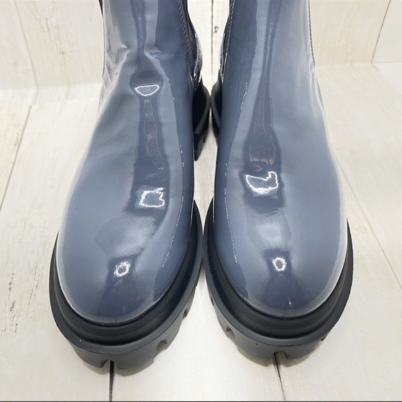 New Agl Maxine Patent Leather Lugged Sole Chelsea Boots in Navy/Midnight Size 6 - Picture 9 of 16